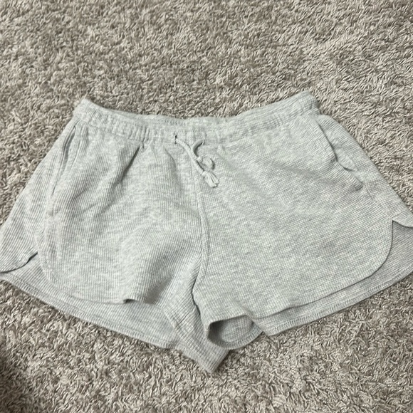 Brandy Melville Pants - Brandy Melville grey waffle shorts